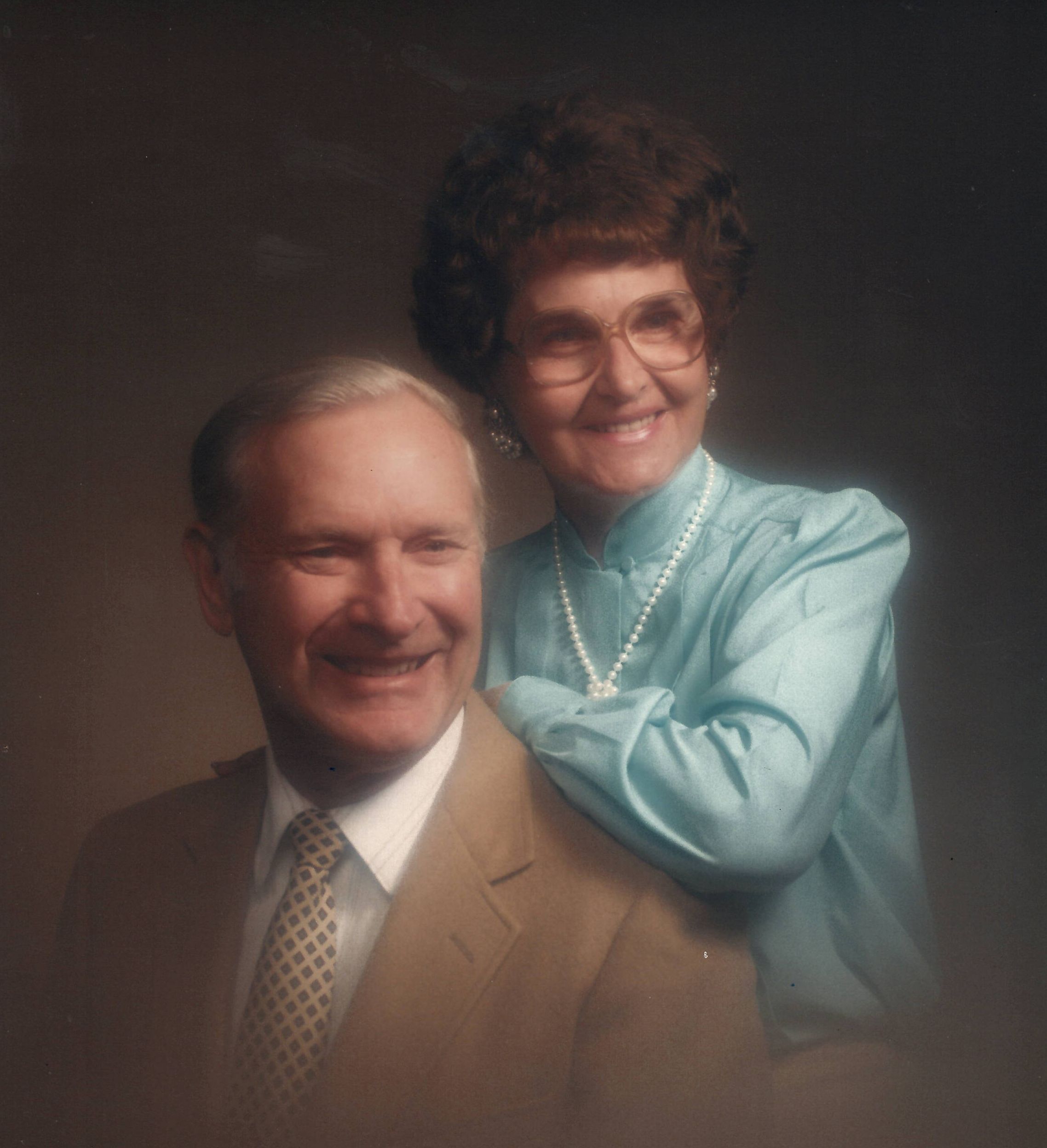 Schmidt Bartelt Funeral Home - 8ctlwgl